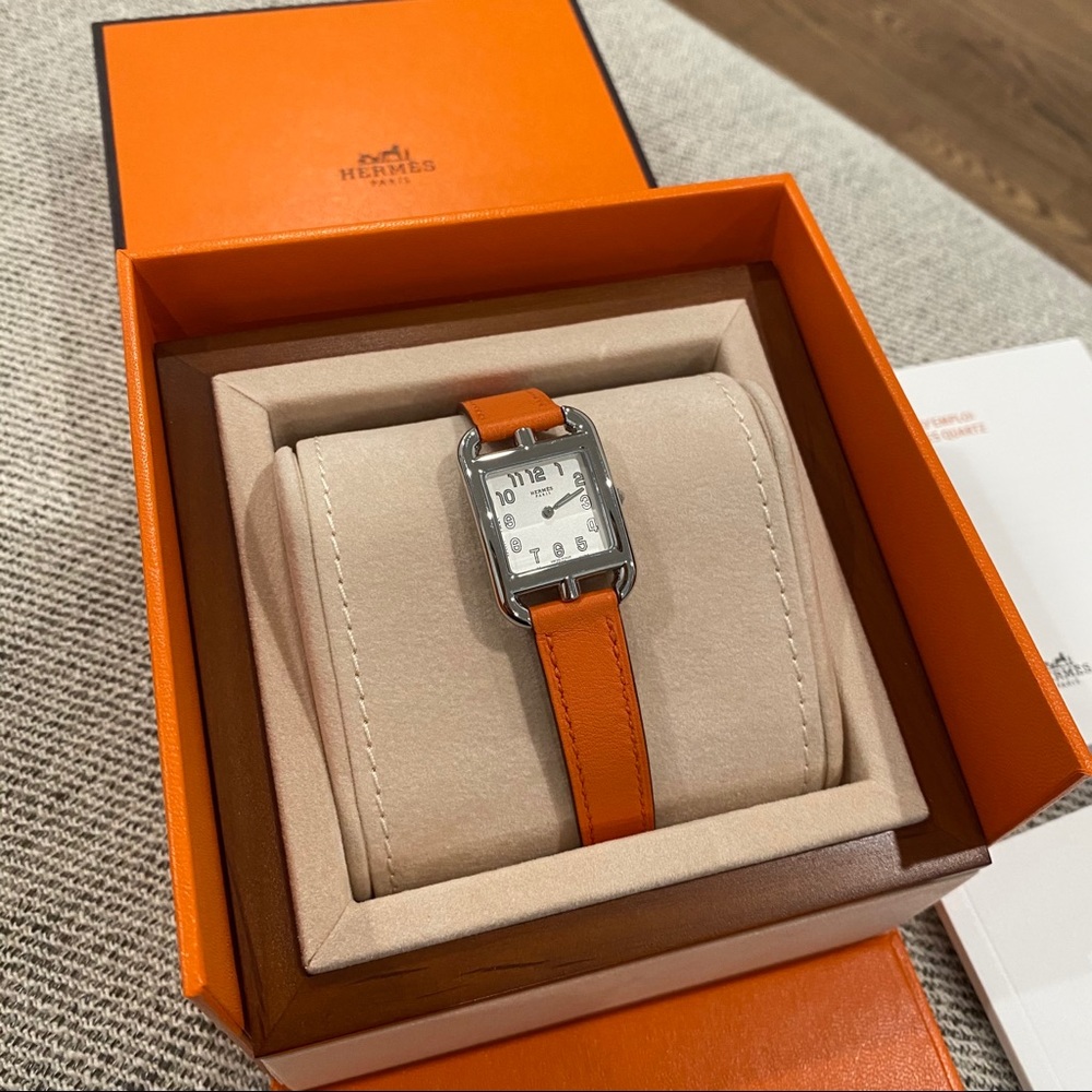 Hermès Cape Cod 23mm leather watch- Brand New